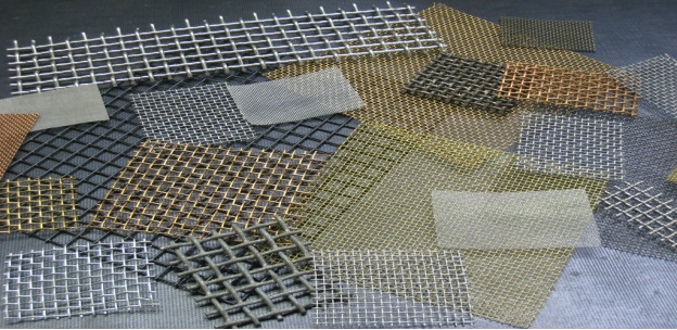 SS304 Plain Crimped Wire Mesh Fence Carbon Steel Mining Screen Mesh