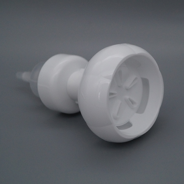 White PP Man Shaving Foam Pump Head Non Spill Dispenser For Long Lasting Hygiene