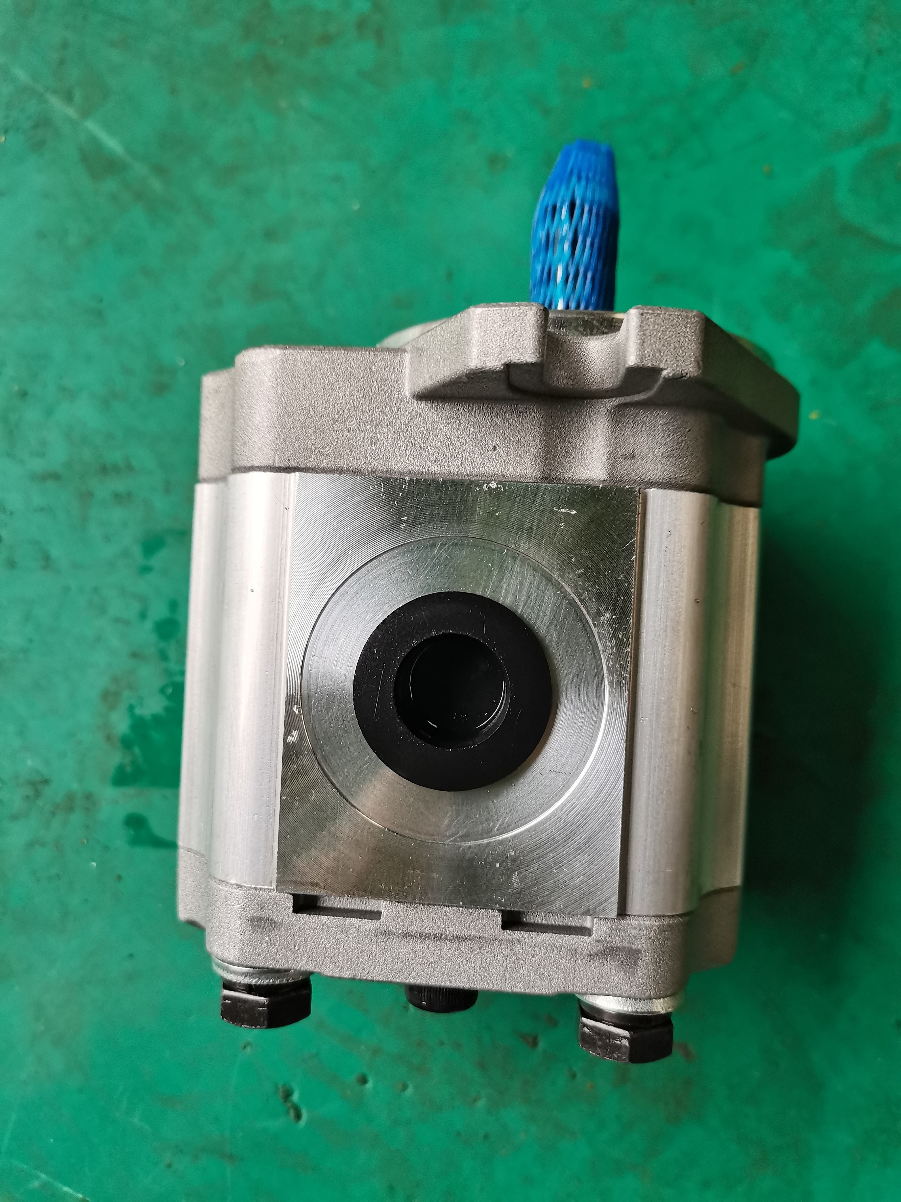 CBT-F412-ALΦ9L CBTseries Aluminum Gearpump For DUMP TRUCKS / FORKLIT / CRANES