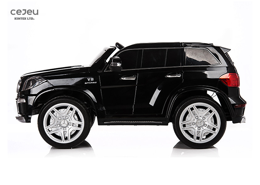 Electric Licensed Kids Car Bluetooth Mercedes G65 Ride On Car 105*71.8*55cm