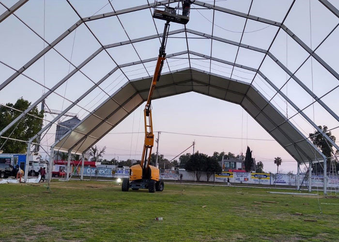 Flame Resistant Outdoor Polygon Party Tent For 5000 People