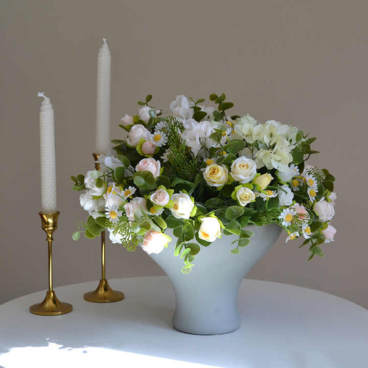 Wholesales Sale Silk Single Roses Flower Bouquet Artificial Flowers Rose Flower Bouquet for Wedding Decoration