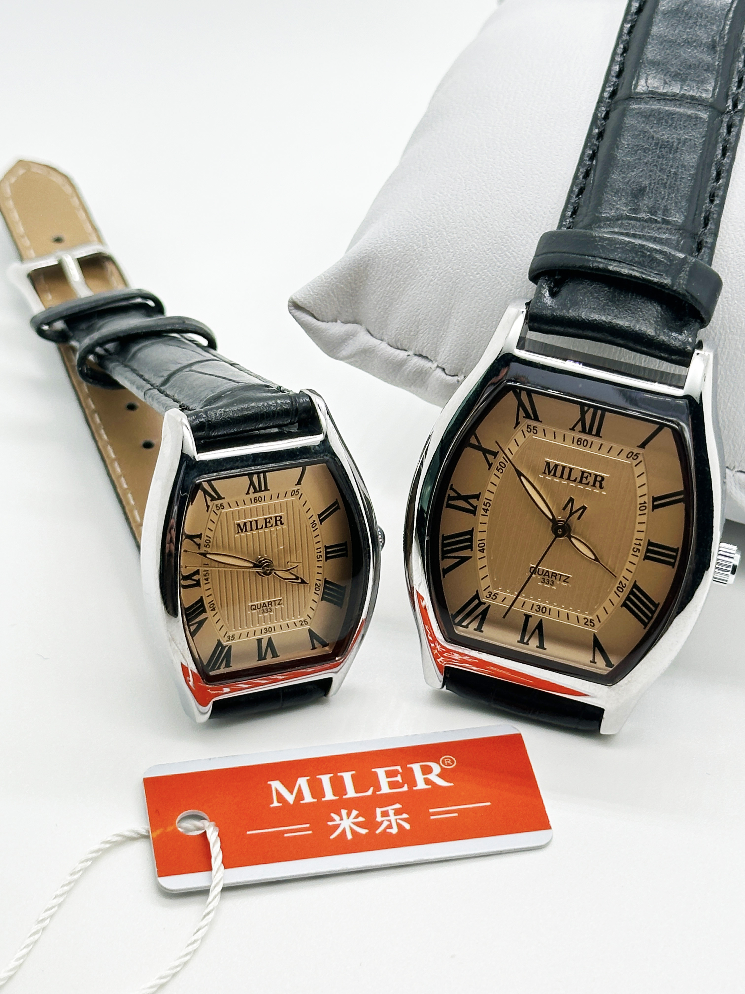 Luminous Quartz Couples Wrist Watch With Genuine Leather Band