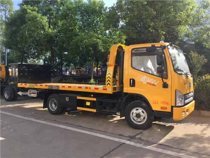 4x2 6 Tires Sinotruk Howo Flatbed Truck For 10- 20T Load Capaicty LHD