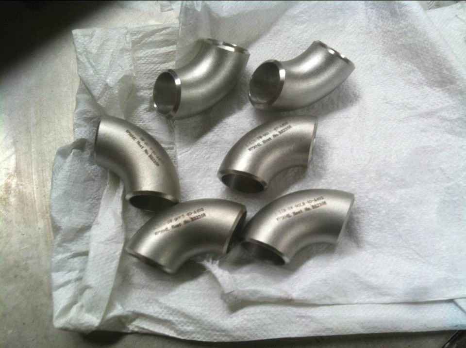 Duplex Steel S31803 1.4462 ASTM A815 WPS31803 Elbow Tee Cap Reducer Stub End