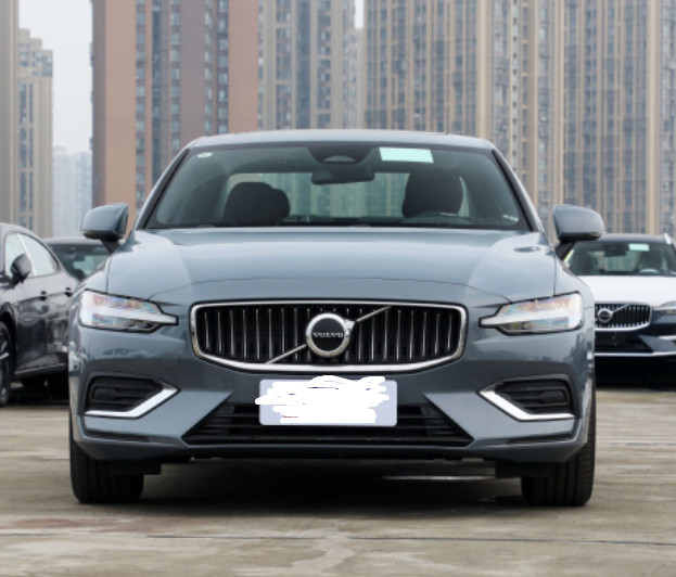 VOLVO S60 2023 B3 Zhixing Haohua version 4 Door 5 seats Saloon