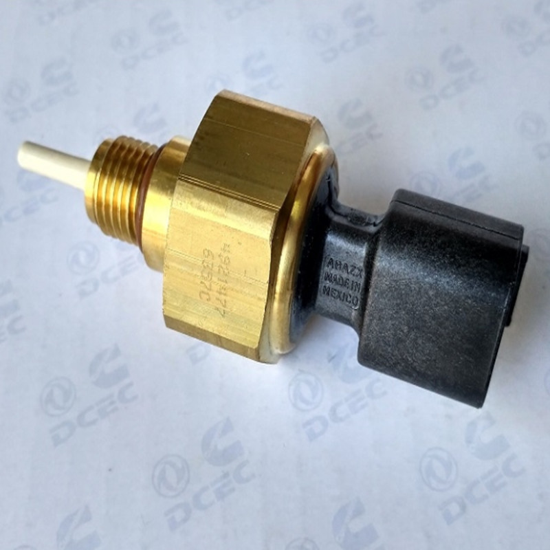 Hot Sell Cummins ISX15 QSX15 Engine Oil Pressure Sensor 4921475 3331231 3331230 3417185 4921477