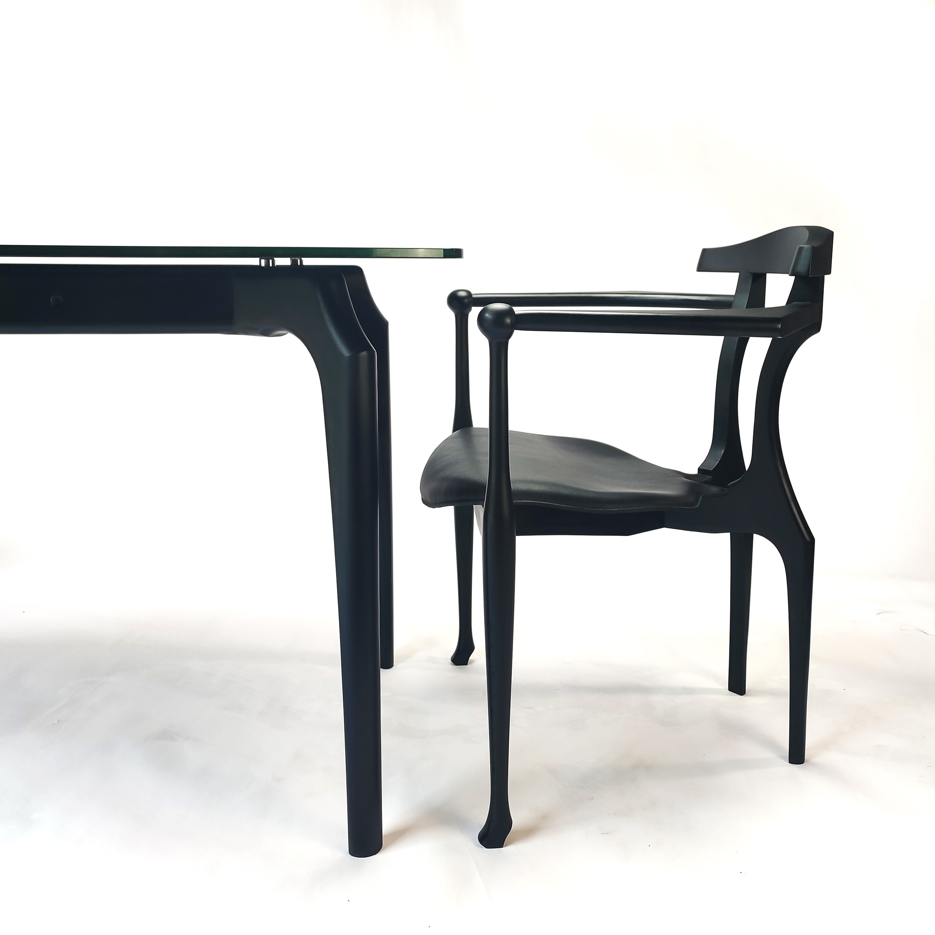 Italian Style Minimalist Hotel Restaurant Furniture Genuine Leather Solid Wood Dining Chair