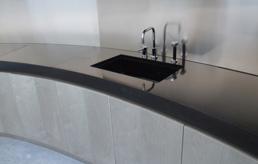No Radiation Polished Granite Stone , Nero Assoluto Granite Stone Customized