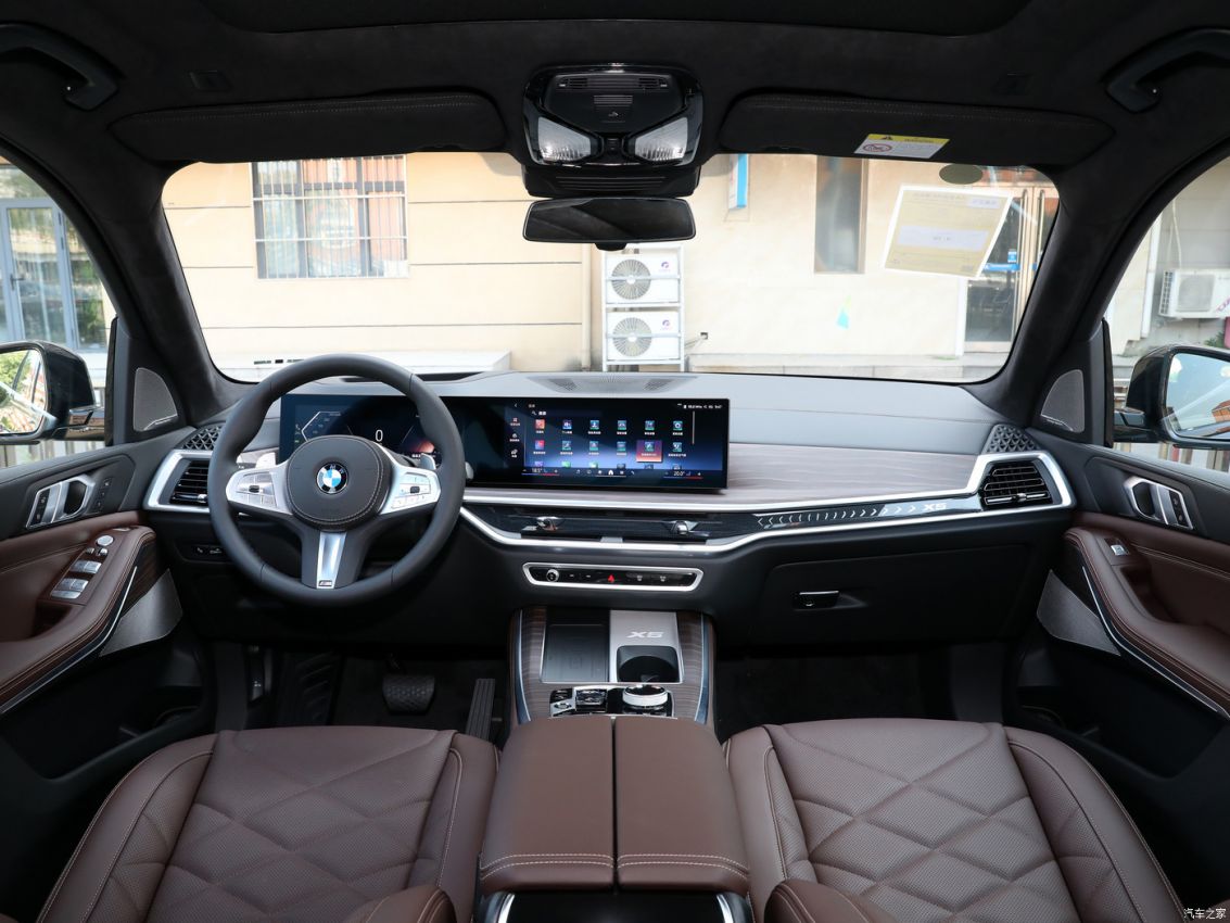 2024 B-MW X5 xDrive40Li 4wd 2.0T 3.0T 5 Seats Midsize-Large SUV with Electric Copilot Seat Adjustment and Touch Screen
