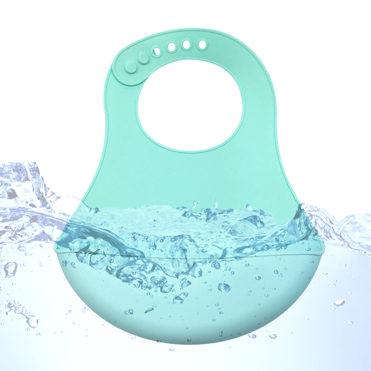 Hot selling 2018 Amazon Wholesale Waterproof Silicone babies Bib Infant Bib