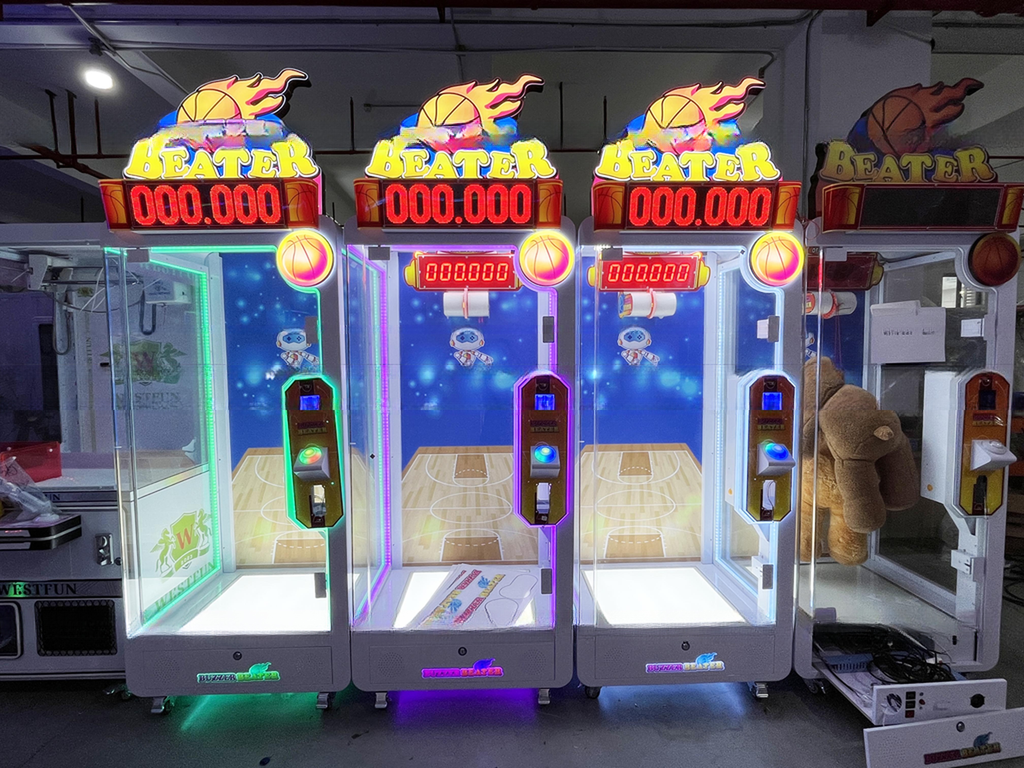Dreamland Coin operated 10 Seconds Challenge gift vending game machine coin pusher prize game machine