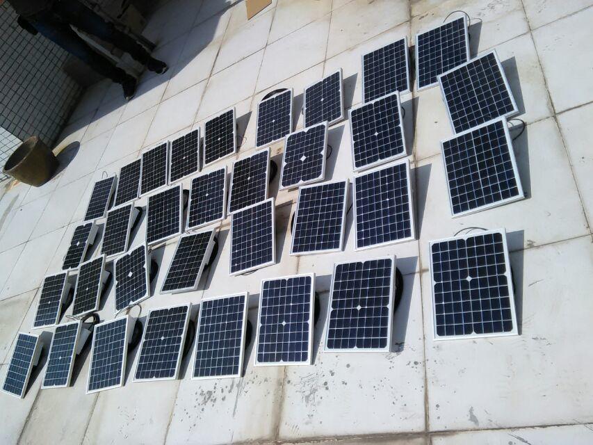 portable solar power system lithium battery DC12V for home lighting and mobile charging
