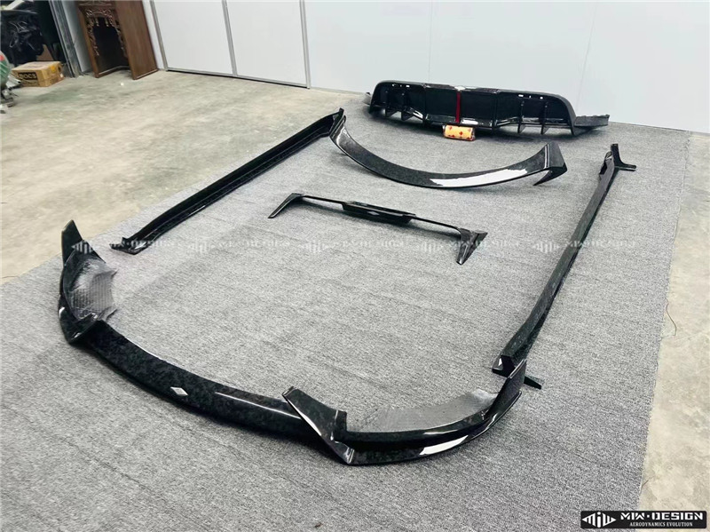 Auto Parts for Tesla MODEL Y Carbon Fiber Body Kit MODEL Y Upgraded MIW-style Carbon Fiber Front Shovel Diffuser Spoilerbody Kit