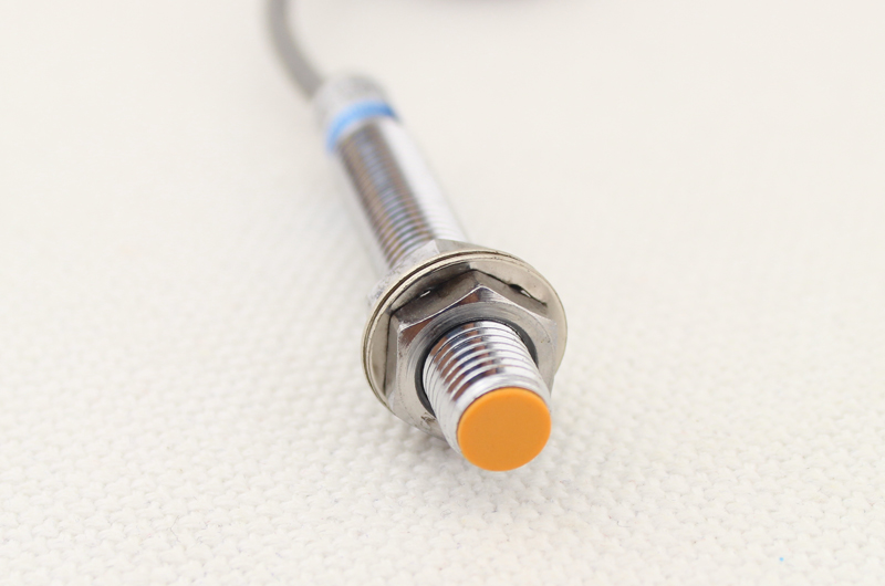 LJ8A3-1-Z/BX 1.5mm DC type NO NPN inductive proximity sensor