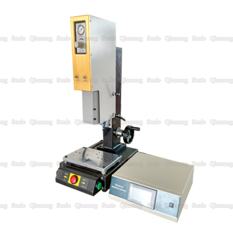 2000w Ultrasonic Plastic Welding Machine , Standard Ultrasonic Pvc Welding Machine With Aluminum Horn 20Khz