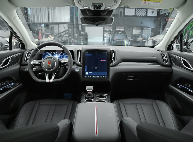Hongqi HS3 SUV Gasoline Powered Cars 5 Seats Four Wheel Drive 4x4