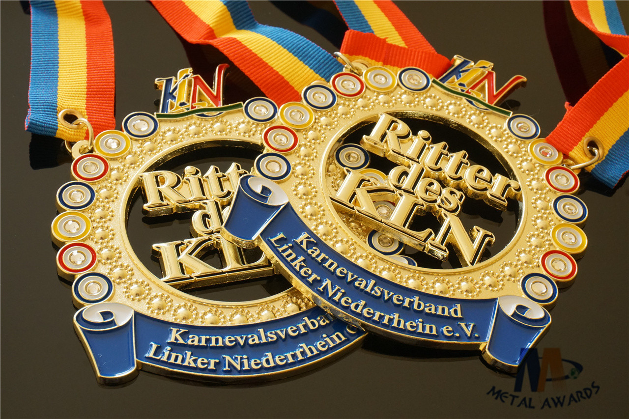 Colorfull And 3D Embossed Metal Award Medals Center Cut Out Shiny Gold