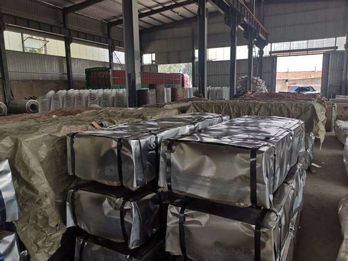 0.11mm Pre Painted Corrugated Roofing Sheet Roof Galvanized Sheet Metal