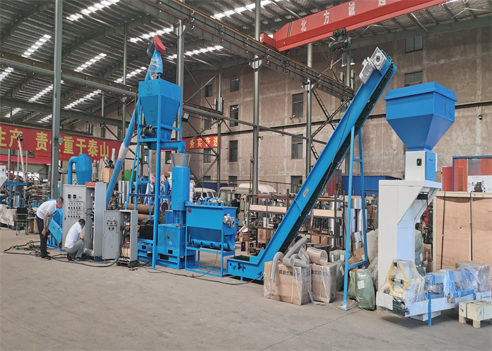Biomass wood pellet mill for making wood log branch sawdust pelletizer wood pellet production line