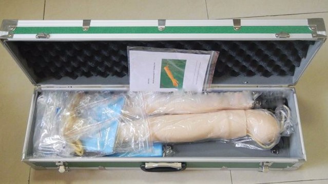 Multifunctional PVC 4kgs Venipuncture Arm Simulator