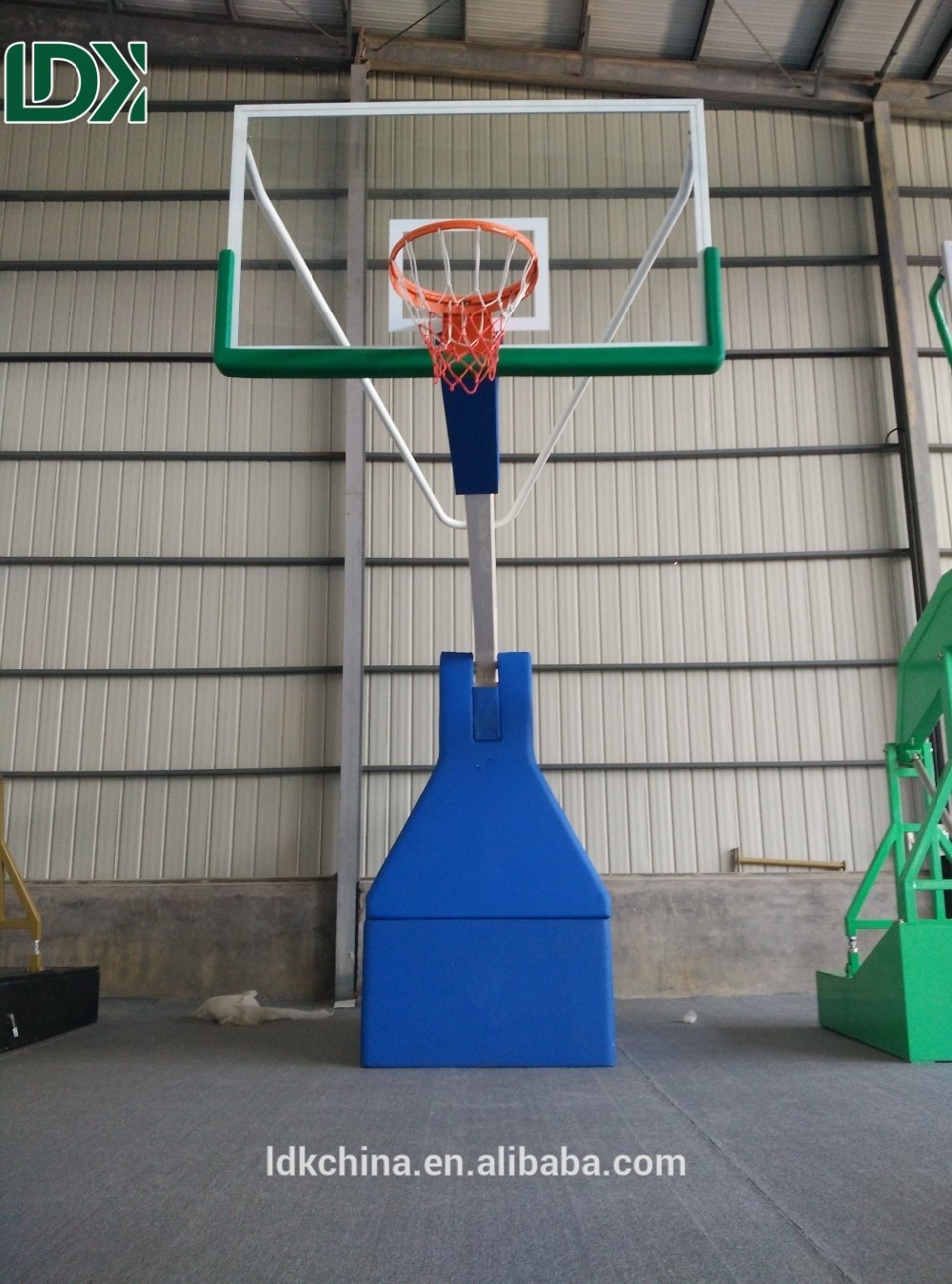 FIBA Professional Basketball Hoop Electric Hydraulic Basketball Stand Equipment For Sale