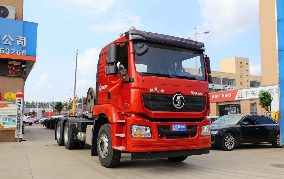Comfortable And Safe Shacman Tractor Truck M3000 For Long Distance Hauling trailer truck