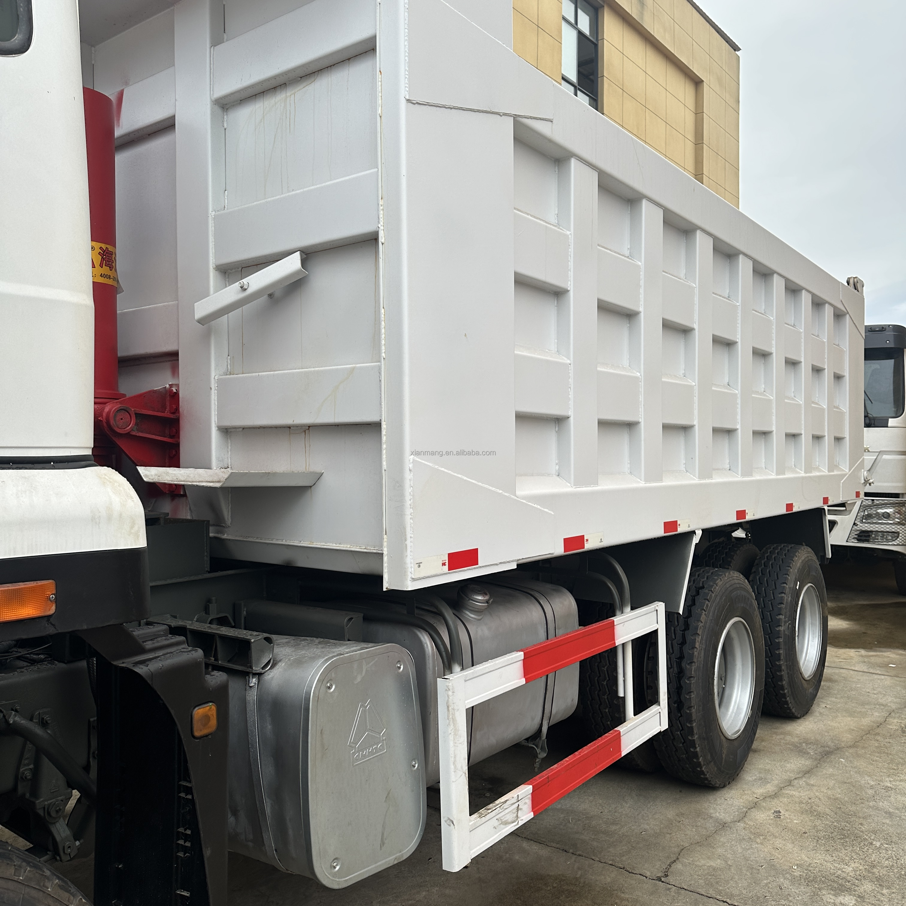 Used Hohan NX 6x4 Dump Truck Heavy Duty Sinotruk Howo 6*4 10 Wheel 20 30 40 Ton Mining Tipper Trucks