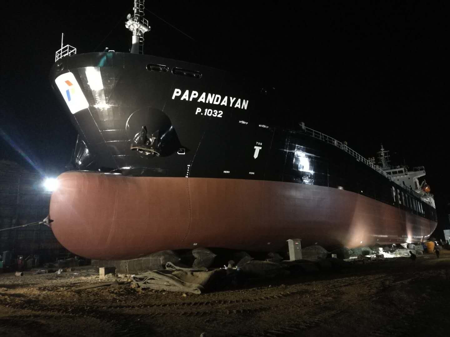 1.0 x 12 Heavy Duty Rubber Ship Launching Airbag Durable