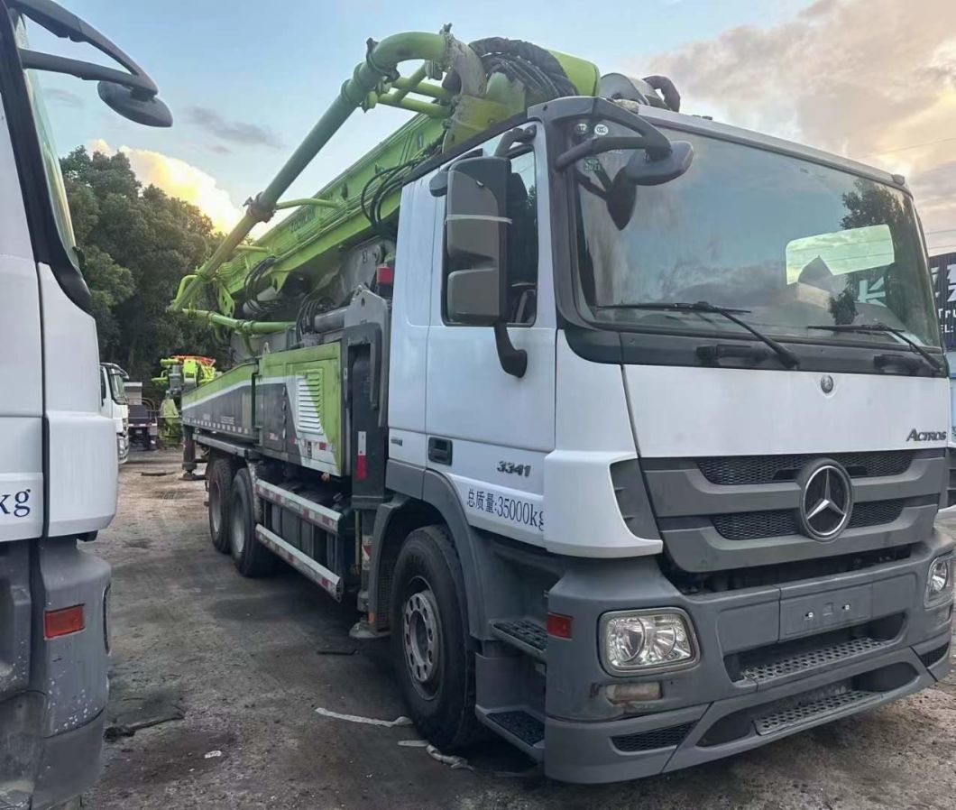 2020 Zoomlion 49m Truck Pump Concrete Pump for Sale on Mercedes-Benz Truck