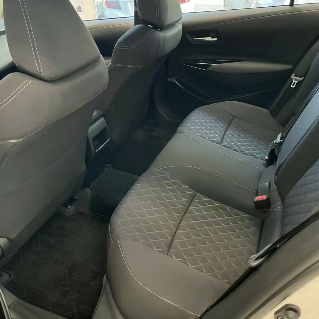 Toyota Asiatic Lion 2.0 Elite Edition Sedan Petrol Car with Electric Parking Brake