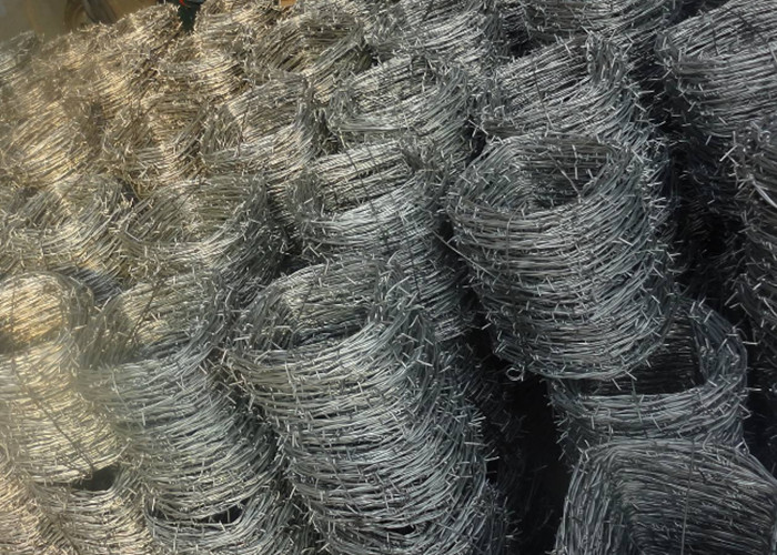 Huacheng 15cm High Tensile Round Barbed Wires Farm Fencing