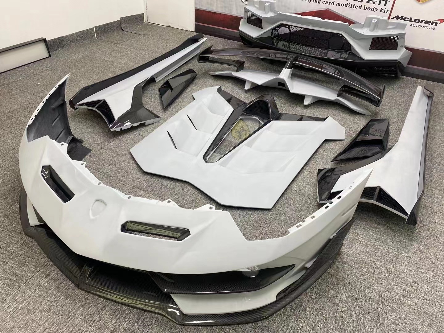 For Lamborghini Aventador LP700 LP720 Carbon Fiber Body Kit Aventador Upgraded SVJ Style Front and Rear Bumper Spoiler Body Kit
