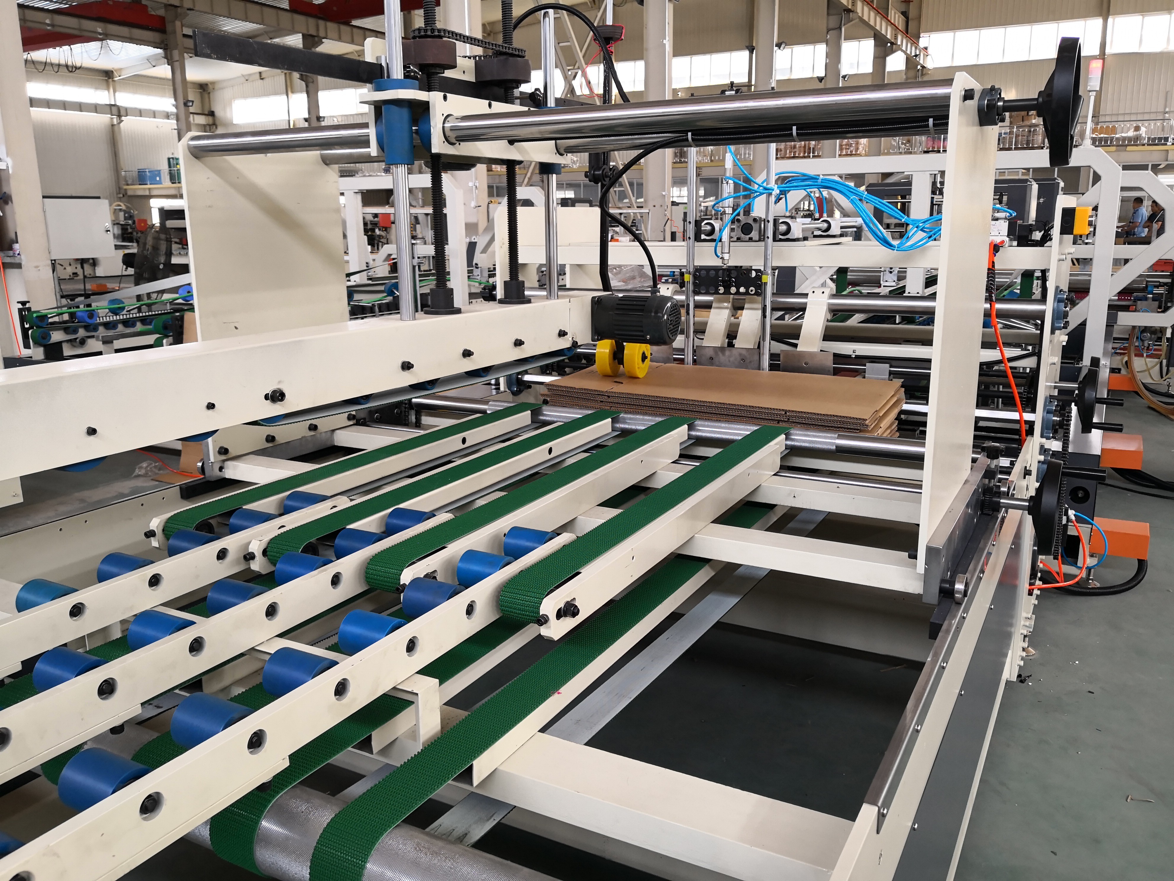 Length 2600mm Folder Gluer Machine Carton Corrugated Cardboard Making Machine