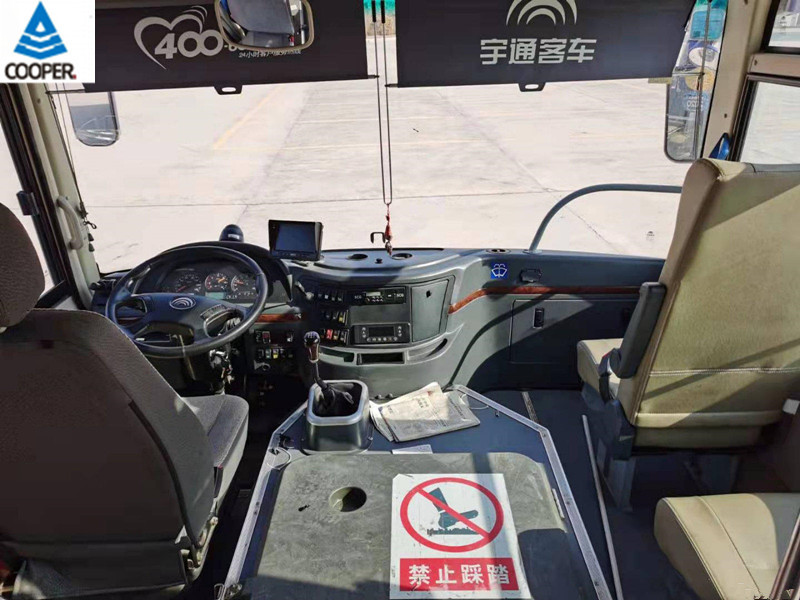 2015 Year 30 Seats Used Coach Bus ZK6752D1 For Tourism