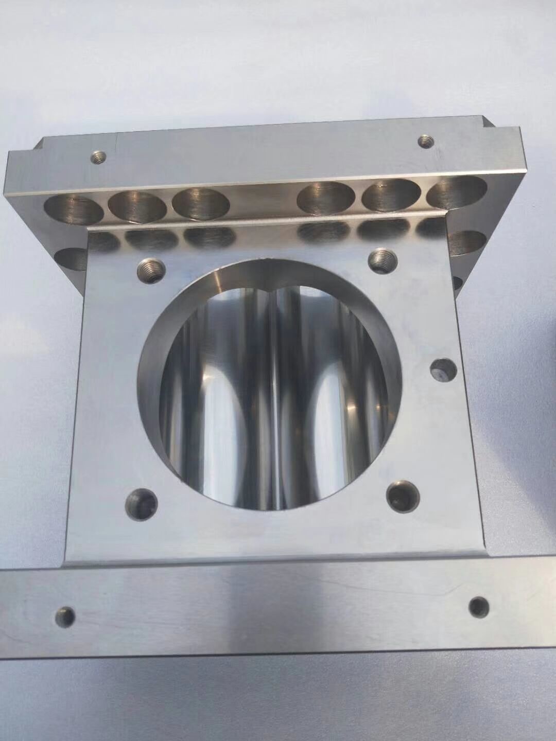 177 Twin Screw Extruder Parts Ni60 Nickel Base Alloy Material High Strength