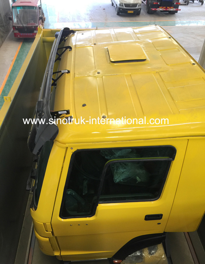 Euro2 Durable Truck Spare Parts Sinotruk Howo Cabin Hw76 Long Life Time