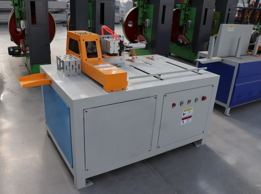 European Pallet Assembly Machine Industrial Automatic Wood Pallet Nailing Machine To Make Wood Pallets