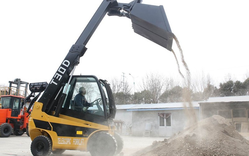 3 ton telescopic forklift T30D with Joystick,Fully tilting cabin with Side shifter Yellow color