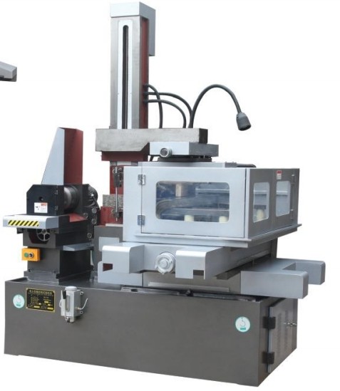 Fast Speed Wire Edm Cutting Machine DK77 Series CNC For Metal Parts