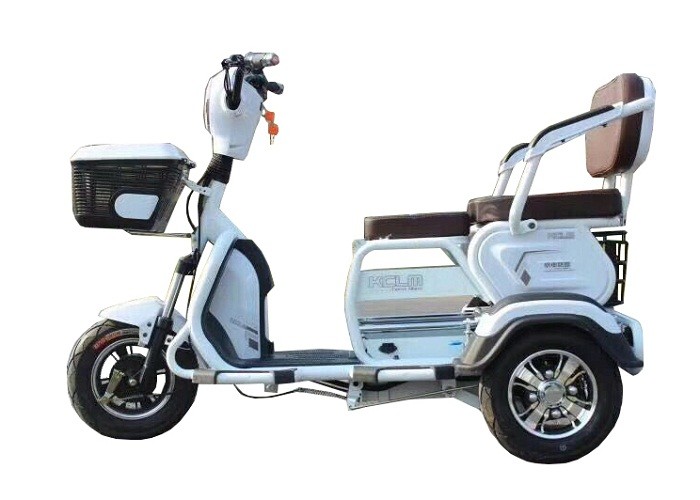 20AH Battery Electric Three Wheel Motorcycle , Cargo Moped White Plastic Body