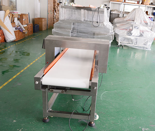 Needle detector MCD-F500QD