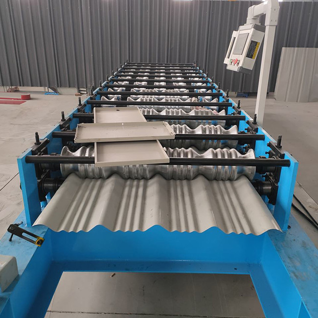 PLC Color Steel Tile Making Machine Roof And Wall Sheet Roller Machine