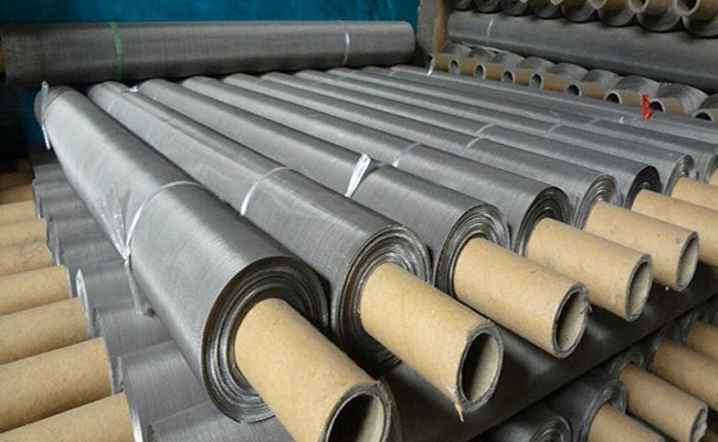 Full CNC Type Wire Mesh Weaving Machine Rational Design Width 1600 Mm