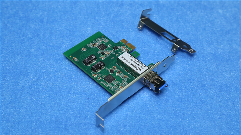 Femrice 1000Mbps PCIex1 SFP Slot Network Interface Card Intel 82583V Gigabit Controller Ethernet Fiber Optic NIC Card