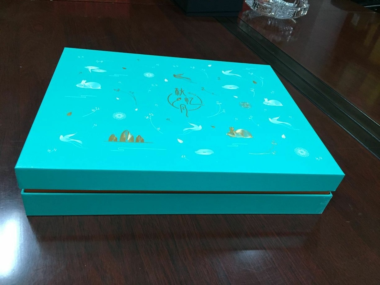 CMYK Kraft Folding Paper Packing Box Custom Logo Attractive Appearance