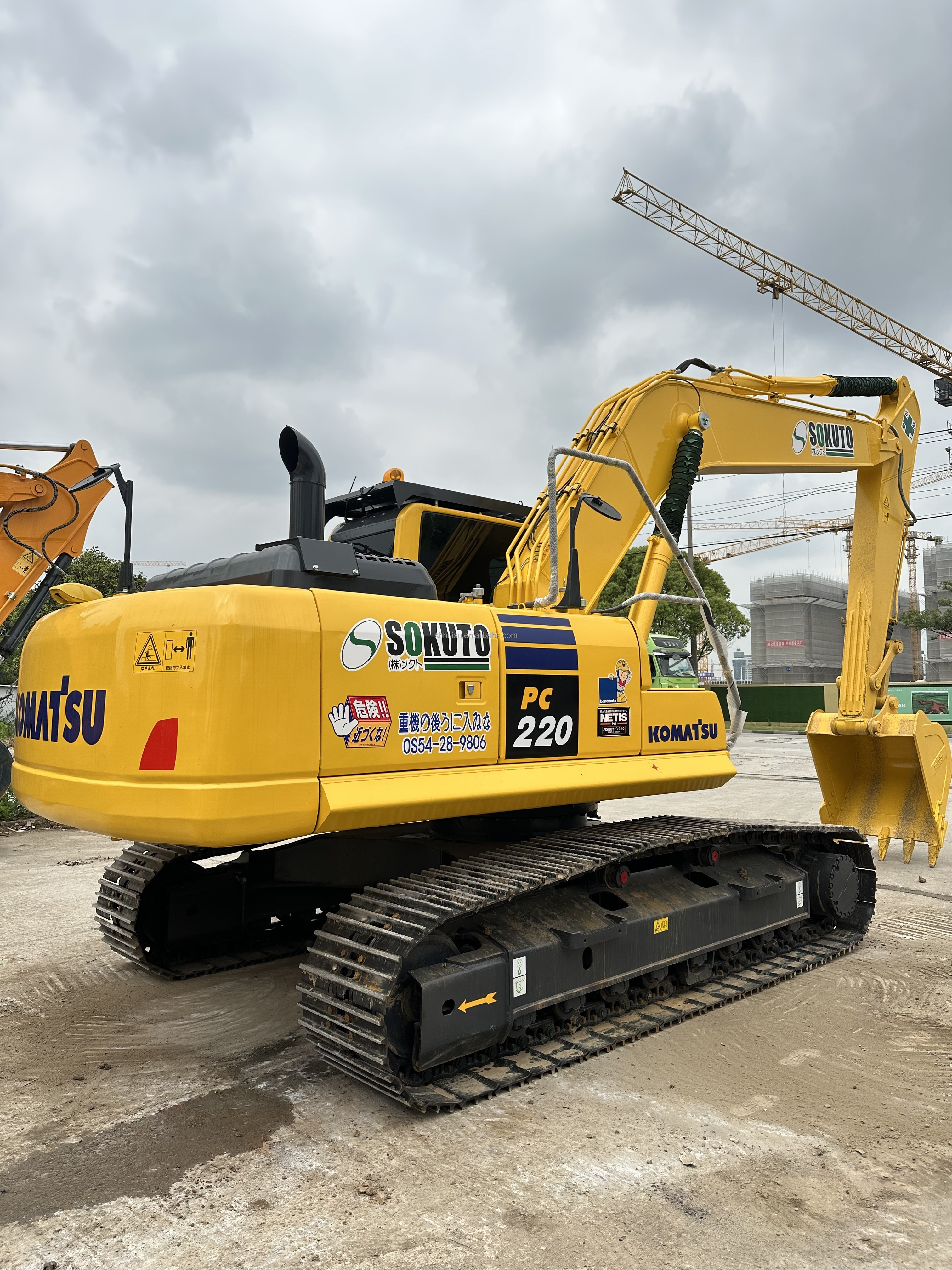 Used Komatsu Pc 220 8 Second Hand Robust Excavator KOMATSU PC220 8
