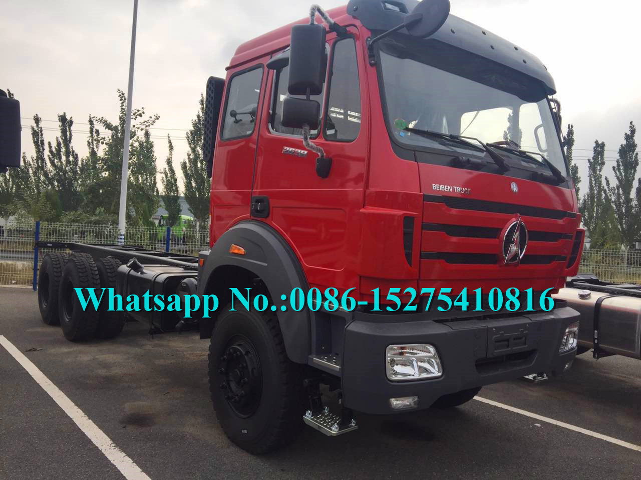 2638 380hp Beiben Heavy Duty Truck , 6x4 Ten Wheeler Cargo Truck Hand Drive Optional