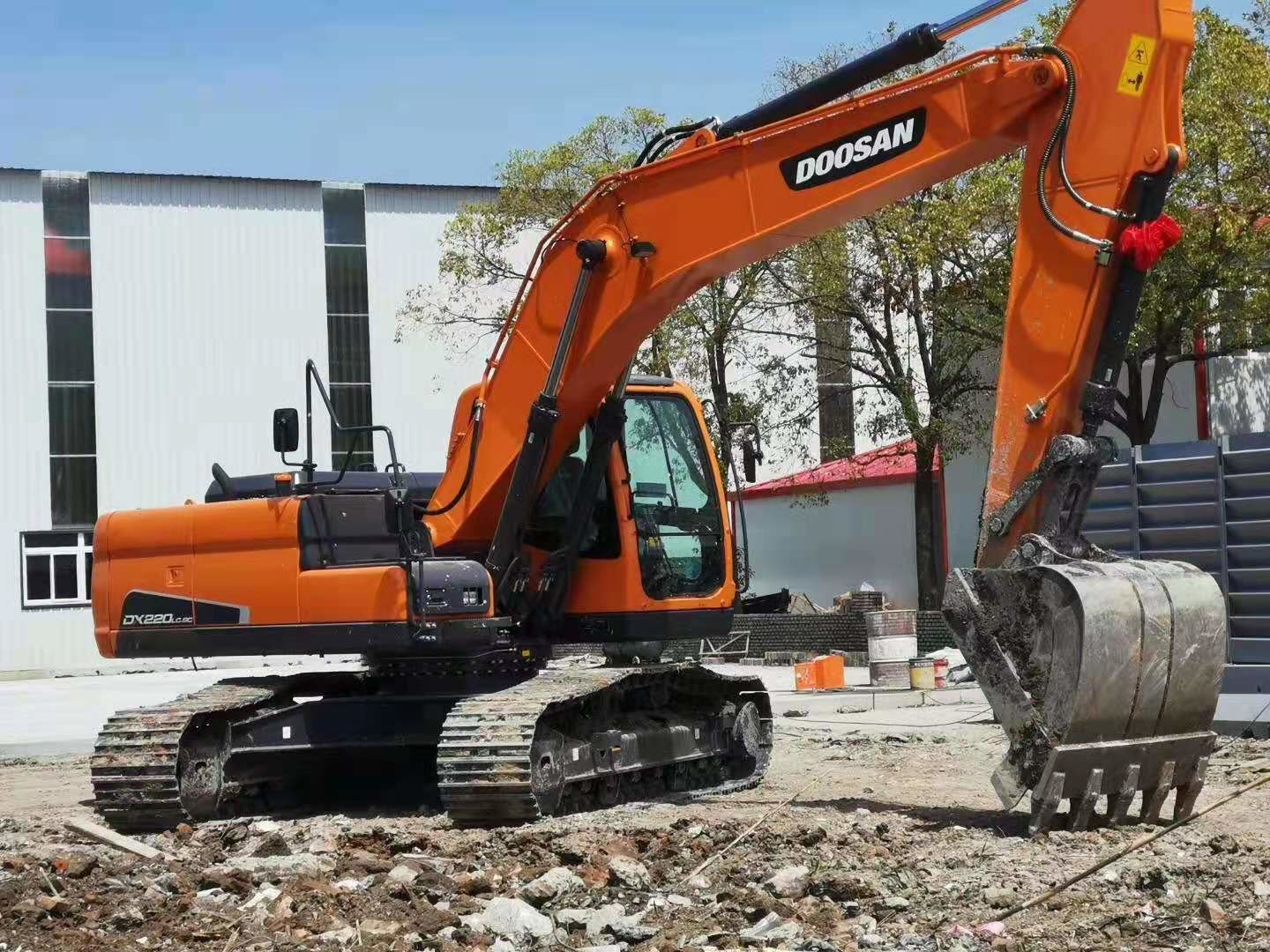 Large Excavation Force 25 Ton Doosan DX225LC Excavator