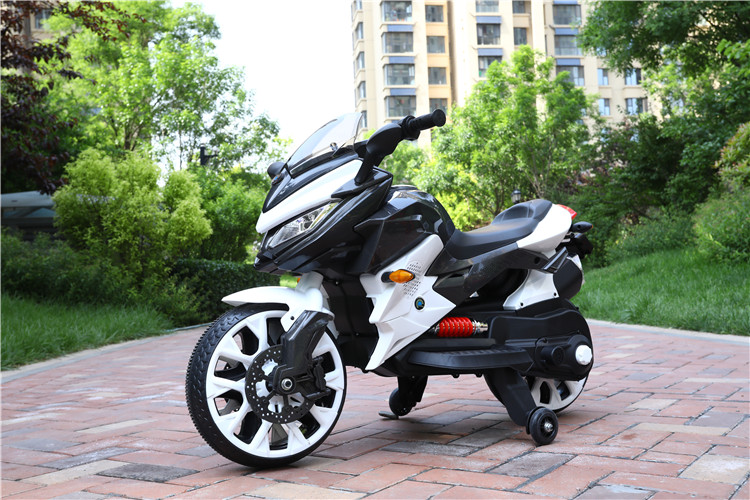 12V Electric Wheel Car Ride On 1 Comfortable Seat for 5-12 Years Old Kids in the Car